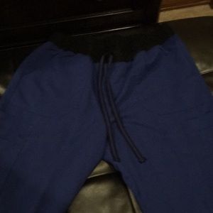Medium scrub pants